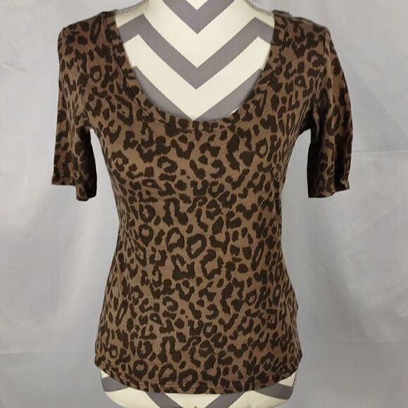 New York & Co. Leopard Print Top - Picture 1 of 6